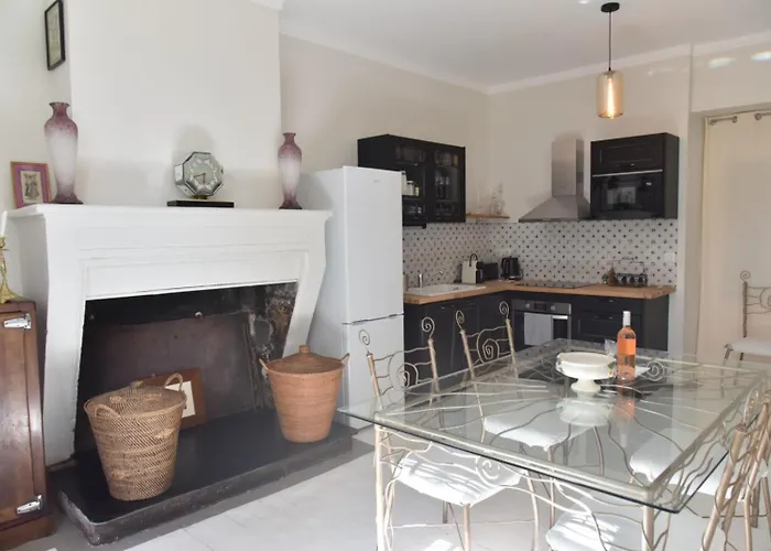 וילה La Chartreuse D'ertan 